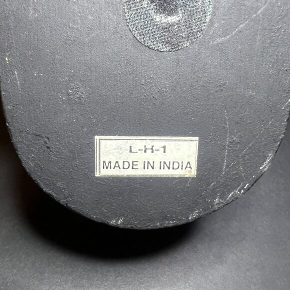 Vintage 1970s Carved Bronze Sleeping Lion Statue Figure on Wooden Base 3.25 x 7" - Picture 9 of 9